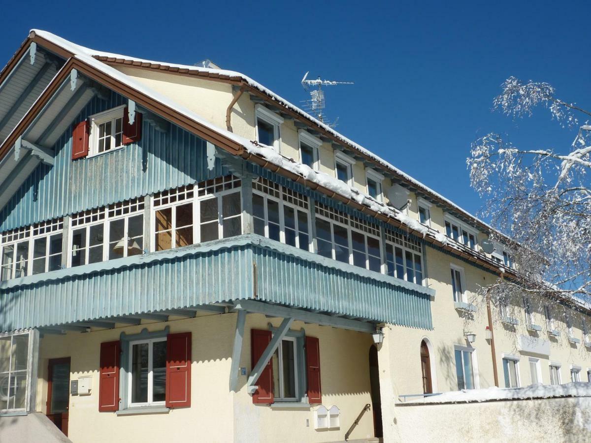 Schoenblick Hotel Garni Ferienwohnungen Лінденберґ-ім-Альґой Екстер'єр фото