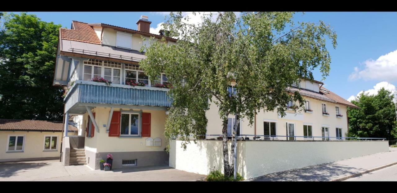 Schoenblick Hotel Garni Ferienwohnungen Лінденберґ-ім-Альґой Екстер'єр фото